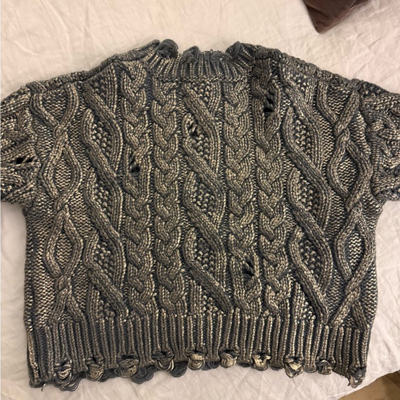 NWOT Zara Distressed Gold Metallic and Gray Cable Knit Sweater - Picture 4 of 6